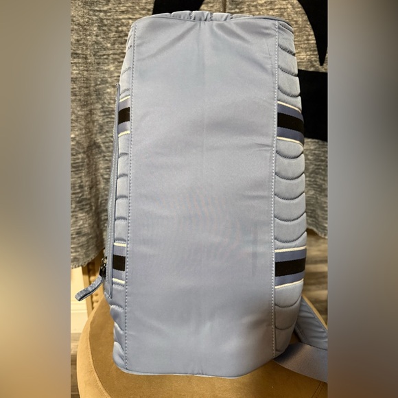 Sincerely Jules weekender Duffle Bag -Cosmetic bag included - Picture 7 of 10